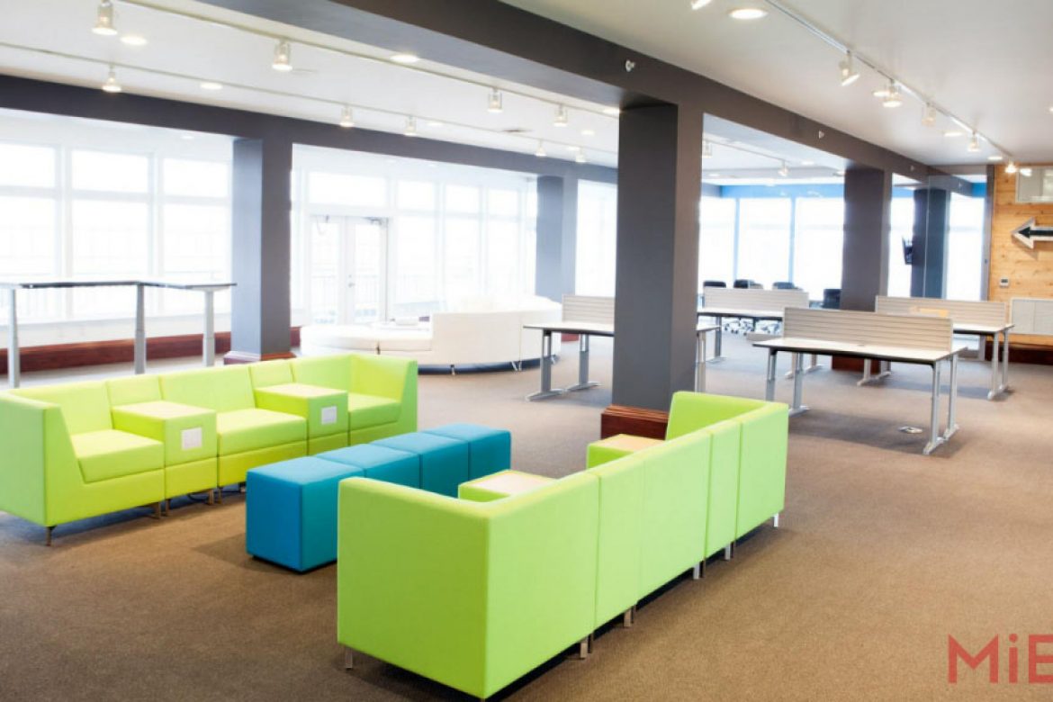 4 Office Furniture Trends in 2021