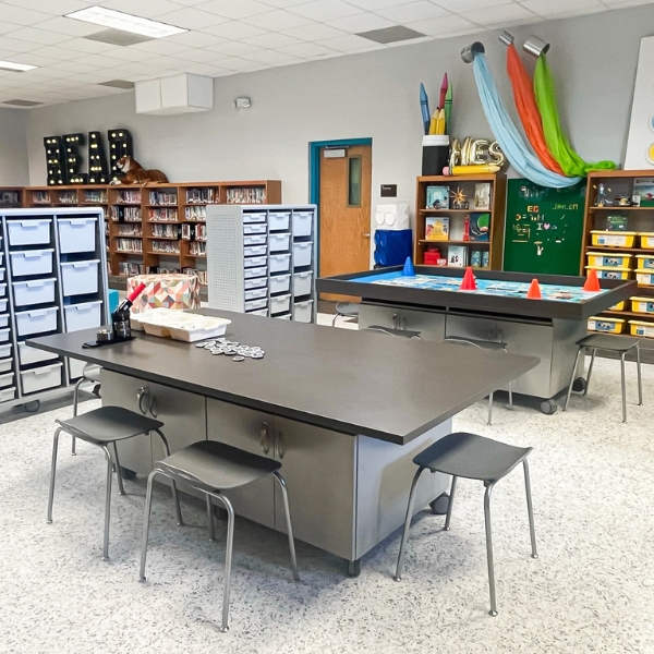 DIY 4-leg Backless Chair Install