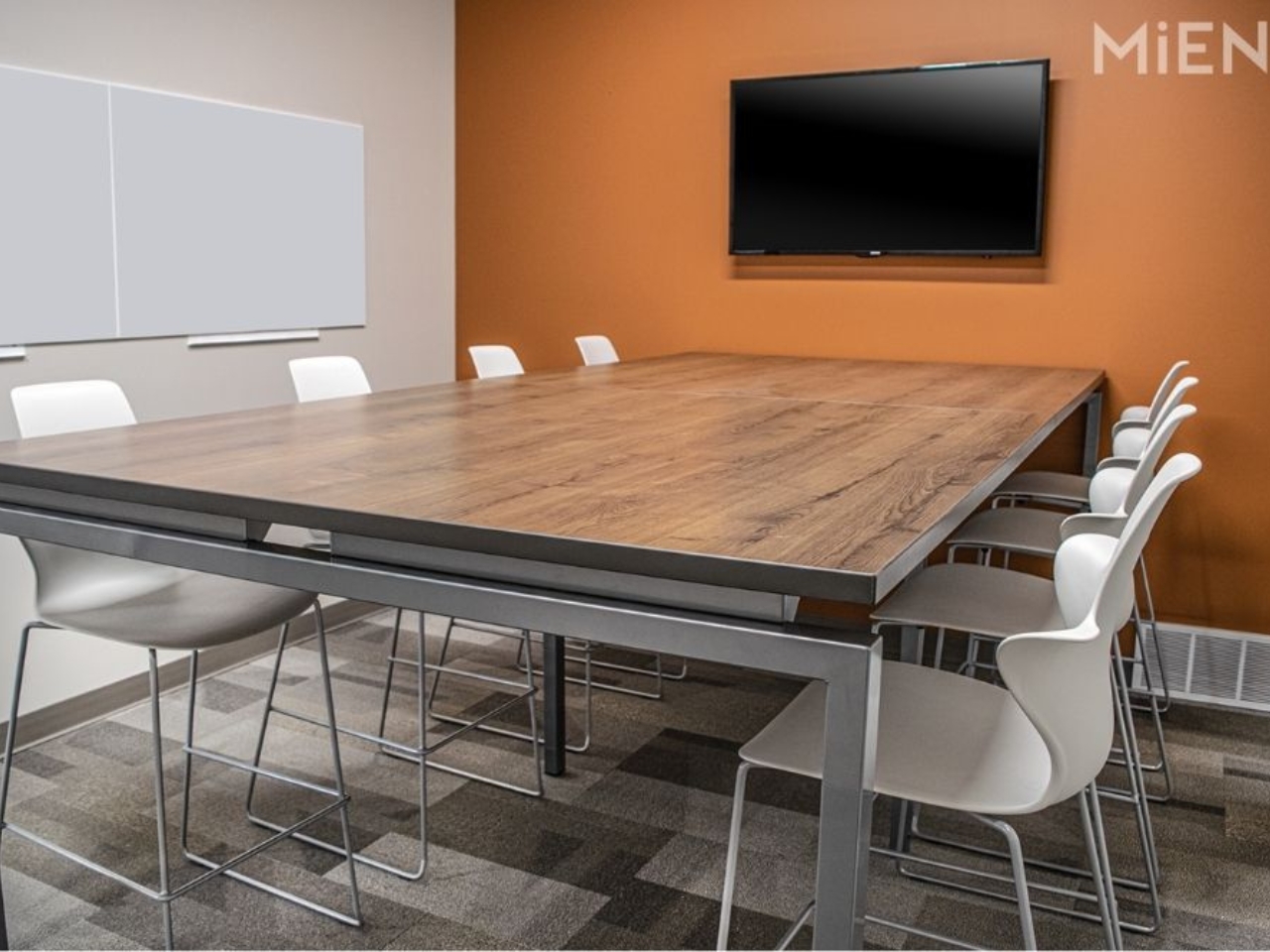 Jetco Modern Office Space