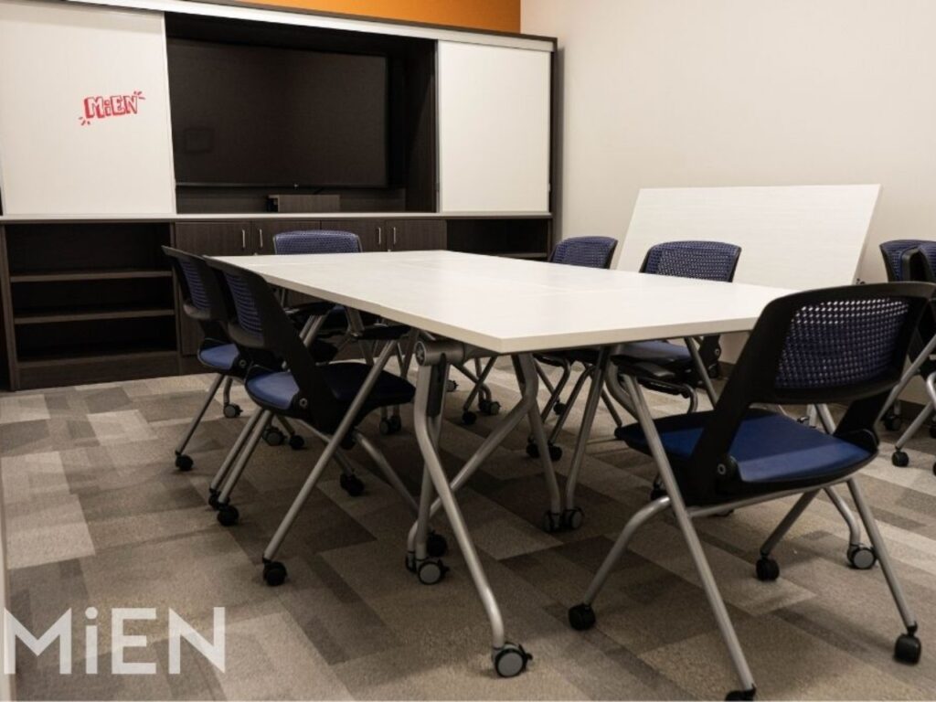 Jetco Modern Office Space