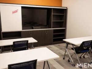 Jetco Modern Office Space