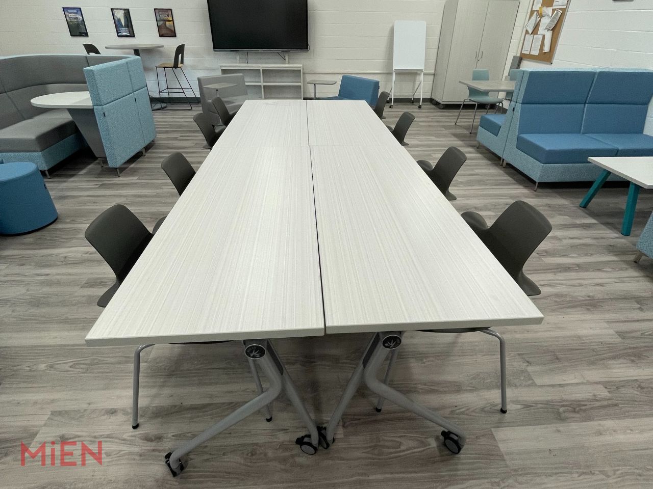 Kresson Elementary Modern Teachers' Lounge