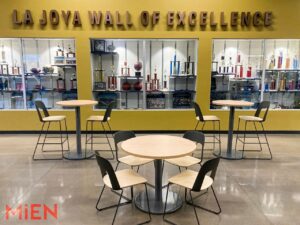La Joya Community High School Common Area
