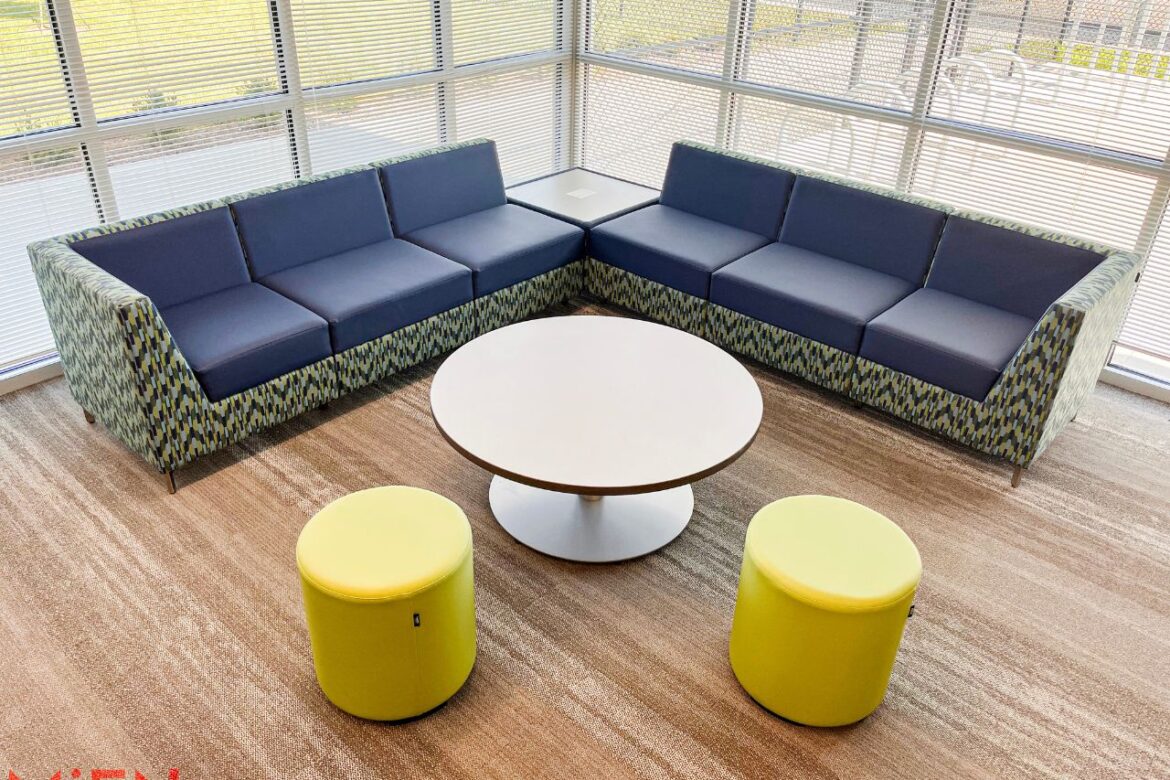 Florida High School Infuses Collaborative Learning into the Curriculum