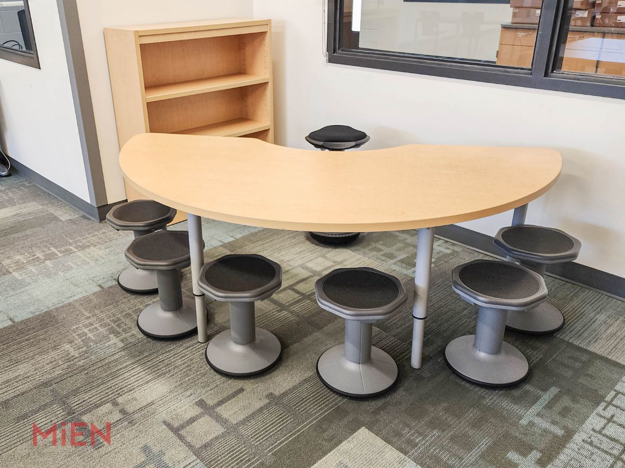 Tri County Elementary Art Room & Classroom