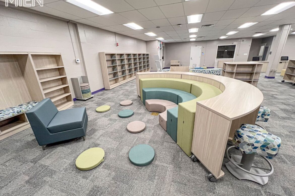 Riverview Elementary School Media Center