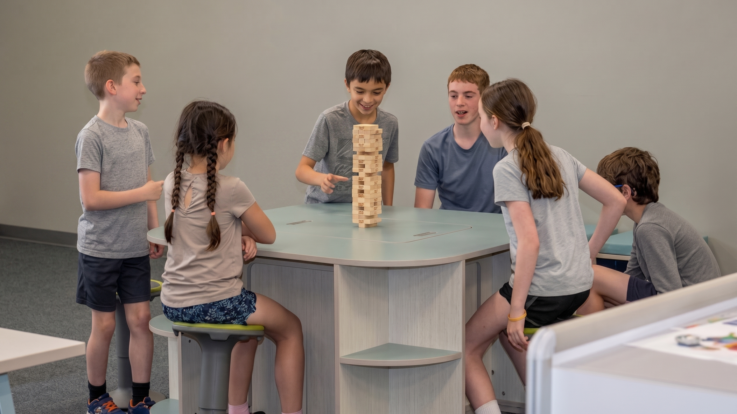 Tinker Jenga 16x9